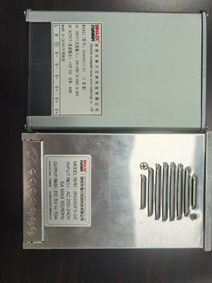 RoHS 인증 단일 출력 수분 저항 에너지 공급 8.3A 골든 어댑터